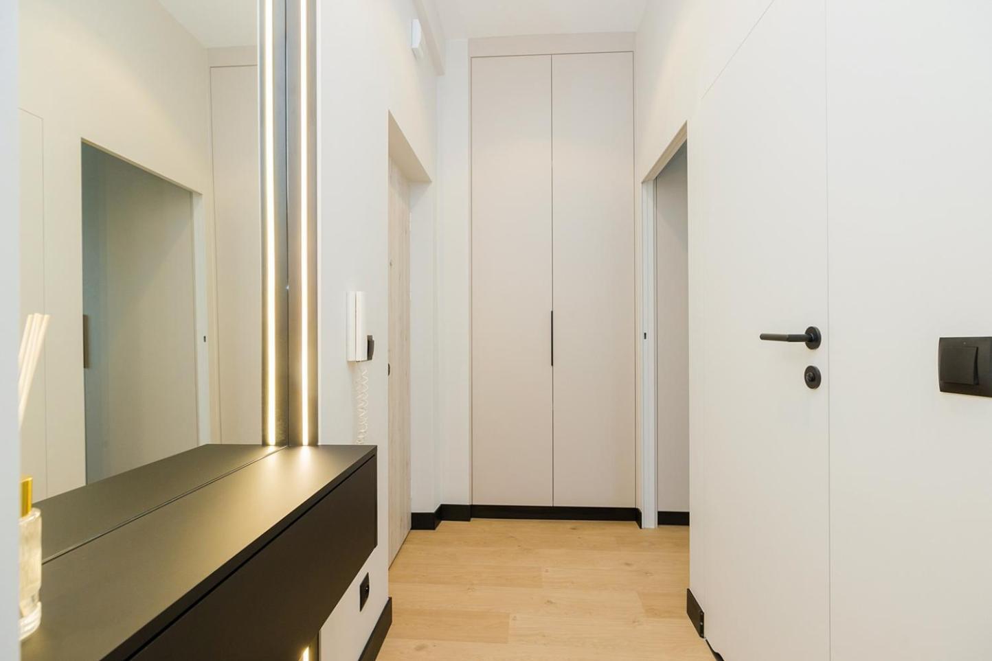 View Apartment *